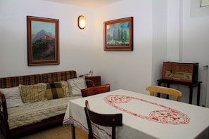 Interior - Panoramic in the Hillside surrounded by greenery (Moncalieri)