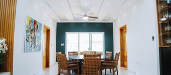 Spacious Luxury 5-Bedroom, 7 Bath Villa w/ AC & Wi-Fi - 15min North of Cabarete