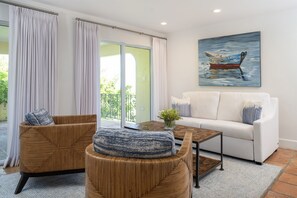 Smart TV, books, stereo - Luxurious Villa, Sunset & Harbor Views, Huge Pool! (St. Thomas)