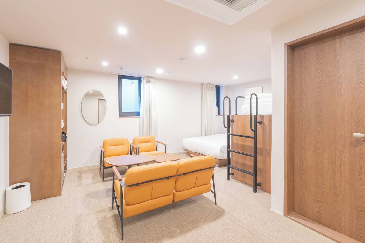 Premier Quadruple Room, Non Smoking