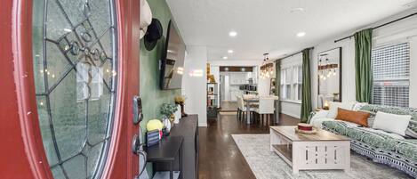 智能電視、書籍