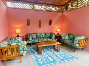 Interior - Villa del Mito: Pool, Walk to Beach, AC, Wifi, Beautiful Garden, Private (Puerto Viejo de Talamanca)