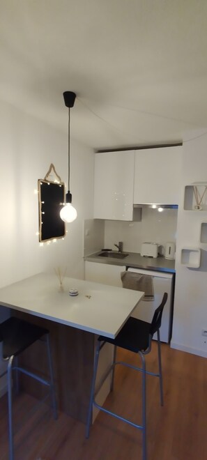 Microwave, oven, stovetop - Studio cosy isard direct ski slope P2000 (Bolquère)