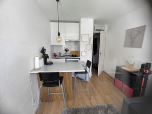 Microwave, oven, stovetop