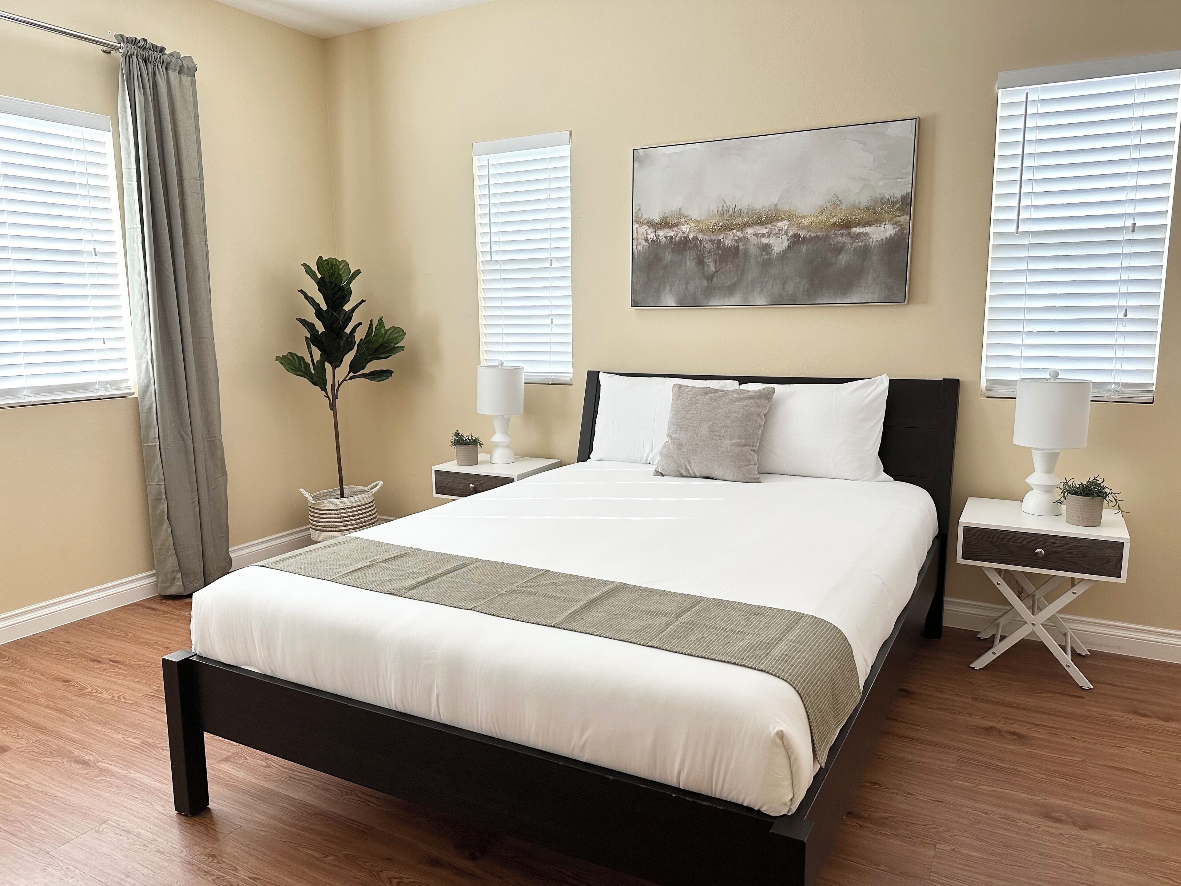 5 chambres, fer et planche à repasser, Wi-Fi gratuit, draps fournis