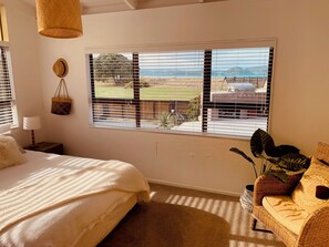 4 chambres, fer et planche à repasser, Wi-Fi, draps fournis