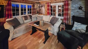 Smart-TV, Kamin, DVD-Player