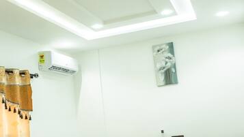 2 makuuhuonetta, Wi-Fi, vuodevaatteet