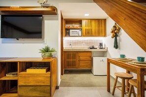 1 bedroom, in-room safe, blackout drapes, soundproofing