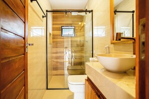 1 bedroom, in-room safe, blackout drapes, soundproofing