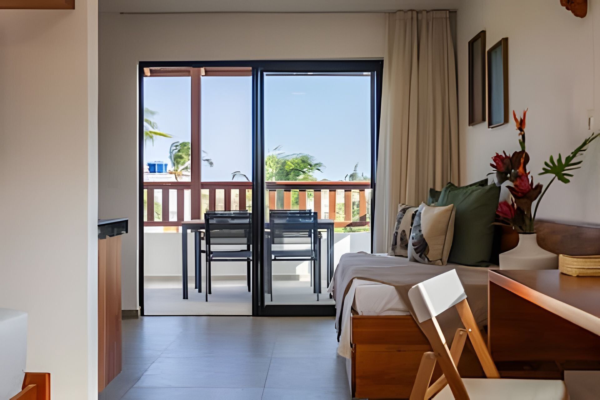 1 bedroom, in-room safe, blackout curtains, soundproofing