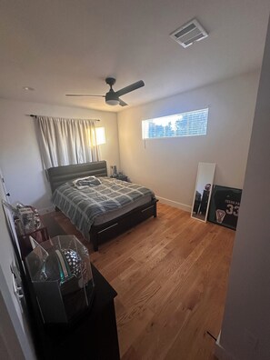 1 bedroom, WiFi, bed sheets - Clean room to rent in spacious house with AC and WiFi in lovely Austin (Austin)