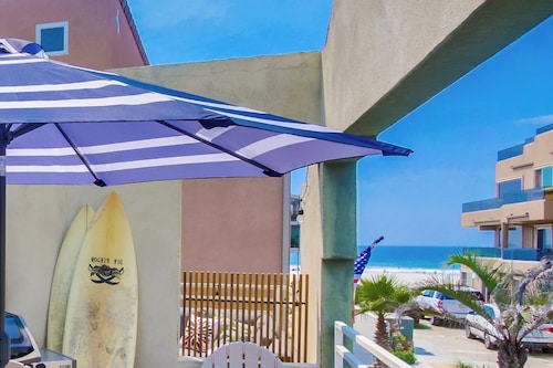 Mission Beach Family Haven: Ocean Views + Private Balconies + Garage