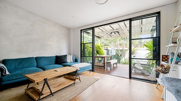 تلفزيون ذكي