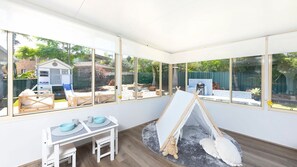 Interior - Four Palms Forster Luxe Spacious Pet Friendly (Forster)