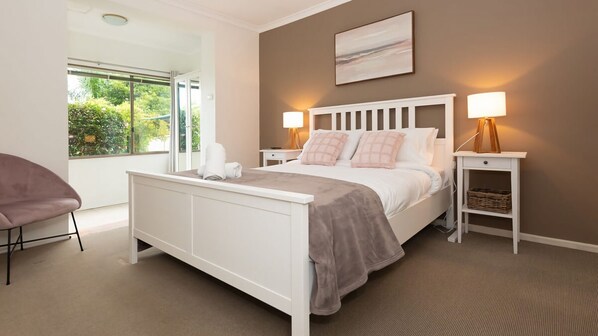 3 bedrooms, free WiFi, bed sheets