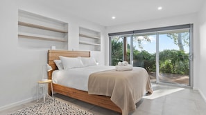 4 chambres, bureau, Wi-Fi gratuit, draps fournis