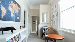 Interior - Mesmerising 3BR Home Cinema Room Spa Bath (Cammeray)