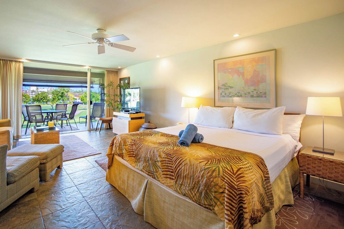 In-room safe, iron/ironing board, WiFi, bed sheets