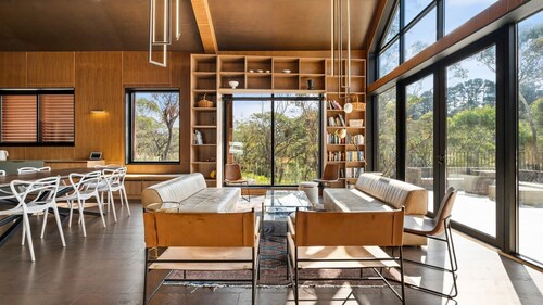 Sandbox House – An Architectural Mountain Retreat