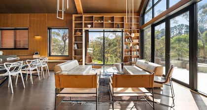 Sandbox House – An Architectural Mountain Retreat