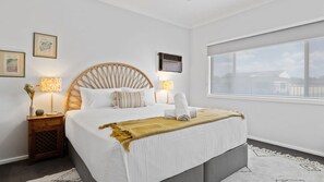 3 habitaciones, escritorio, wifi gratis y ropa de cama 