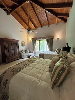 4 chambres, fer et planche Ă repasser, Wi-Fi, draps fournis