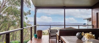 Spacious Retreat with Breathtaking Views