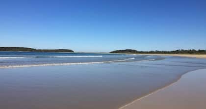 Broulee Pet Friendly Coastal Delight