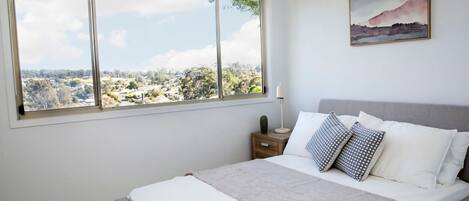 4 slaapkamers, een bureau, gratis wifi, beddengoed