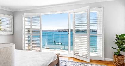 Ocean Front Luxury The Lambeth Walk