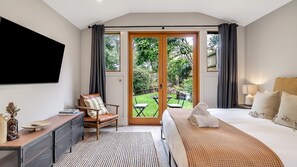 4 bedrooms, desk, free WiFi, bed sheets - Luxury Heritage Home 10min Walk to Scenic World (Katoomba)