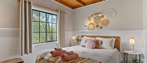 1 bedroom, free WiFi, bed sheets