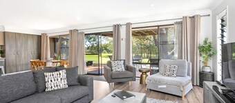 Hitters Paradise Stay Play