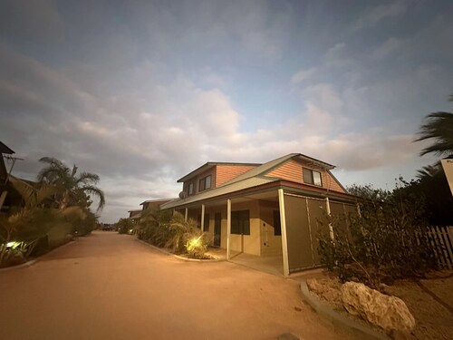 	
The Ningaloo Breeze Villa 2