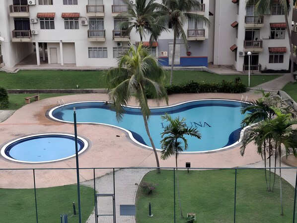 Alberca al aire libre 