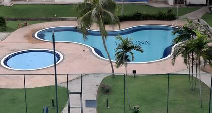 Homestay WaDi 2, Apartment with pool near beach