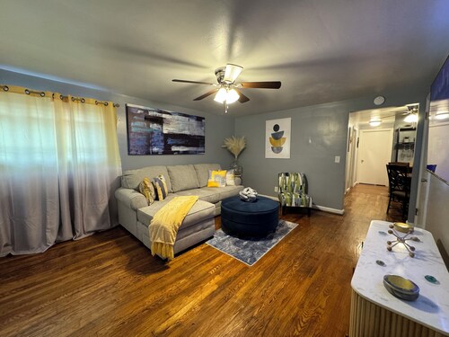 Quiet, safe and serene unit with lots of charm in a great location in Cincinnati