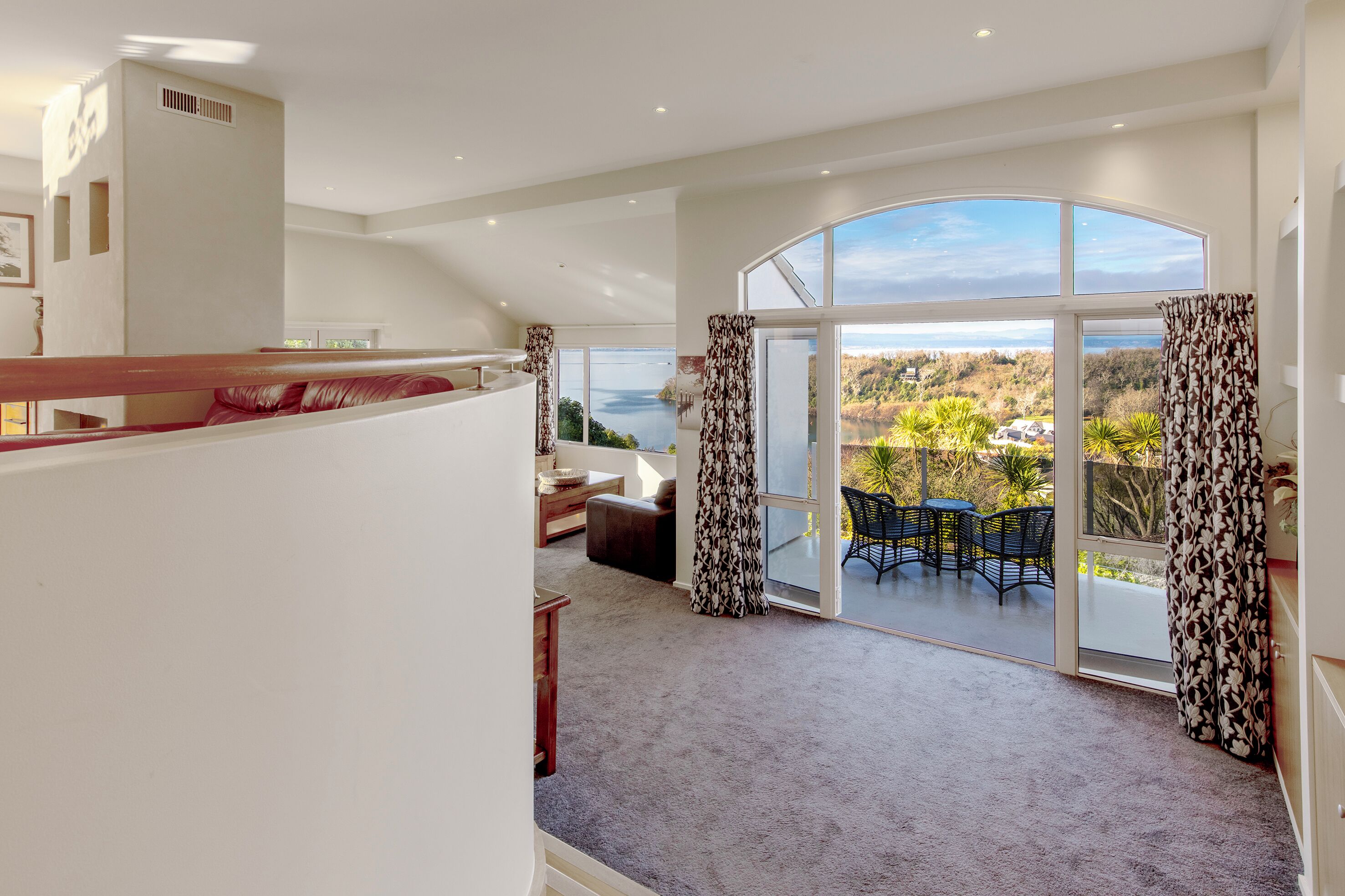 Luxury House, Multiple Beds, Lake View, Lakeside | Living area | Flat-screen TV