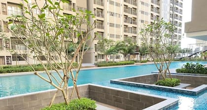 Nilai Youth City 2R2B - 4Pax HomeStay Condo FREE WIFI