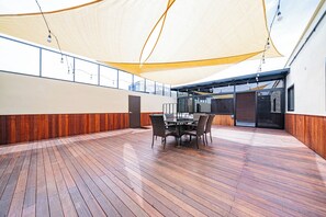 [Pool Villa] Executive Suite, City View | Terrace/patio