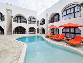 Una piscina techada