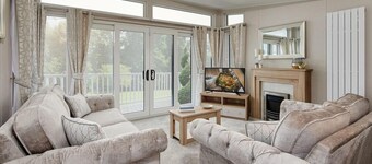 Pool - Fireplace - 2Br Lodge - PetsOK - Parking