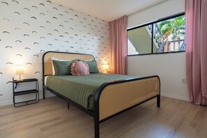 2 bedrooms, desk, free WiFi, bed sheets