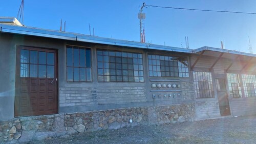 Earth block, view of Mitla, 5 private rooms/bath rented separately, WiFi,