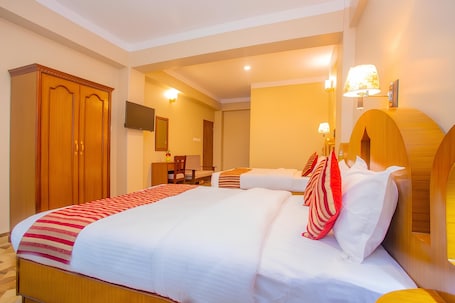 Double Room, 2 Queen Beds, Mountain View | Desk, laptop workspace, free WiFi