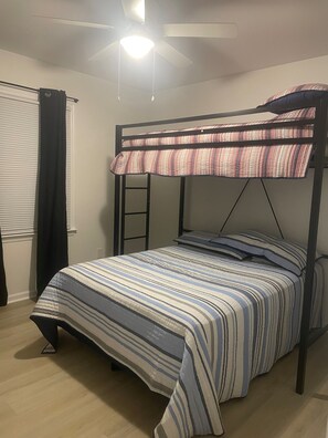 4 chambres, Wi-Fi gratuit, draps fournis