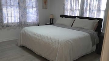 2 多间卧室、熨斗/熨衣板、免费 WiFi、床单
