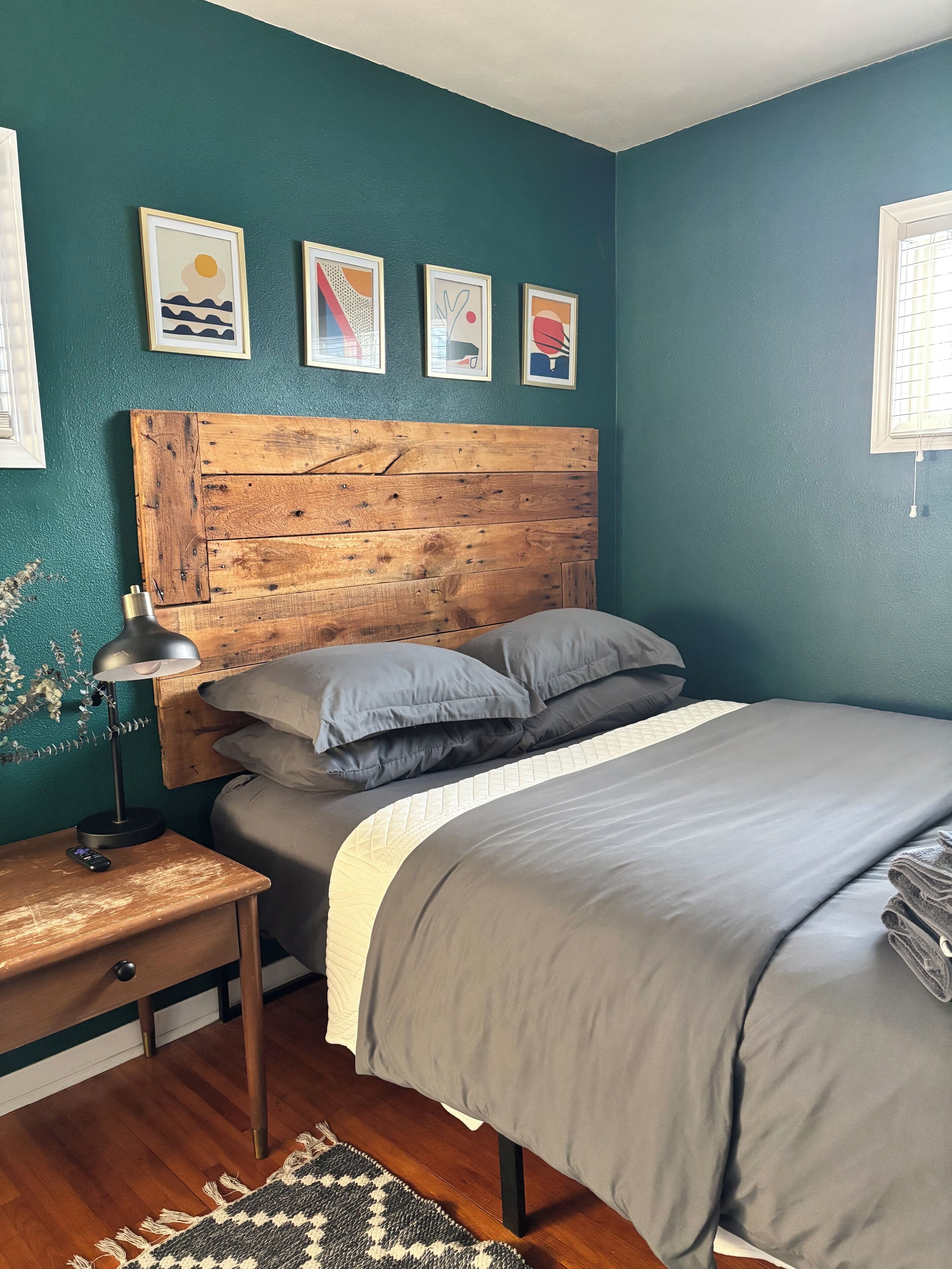 3 chambres, fer et planche à repasser, Wi-Fi gratuit, draps fournis