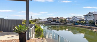 Two-Storey with Marina Views